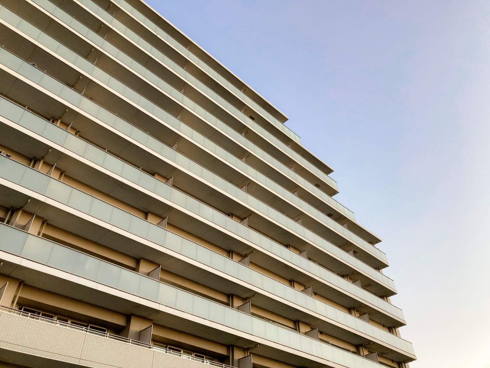 不動産担保ローンで考える資金調達の安全とリスクと賢い活用法